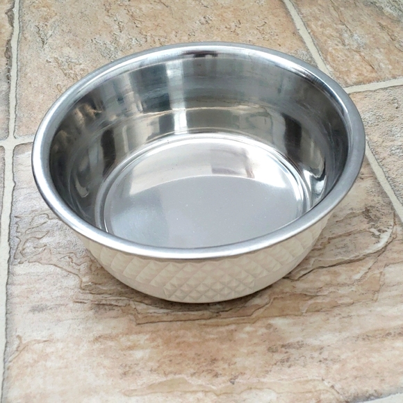 Pet Water Bowel - Picture 1 of 1